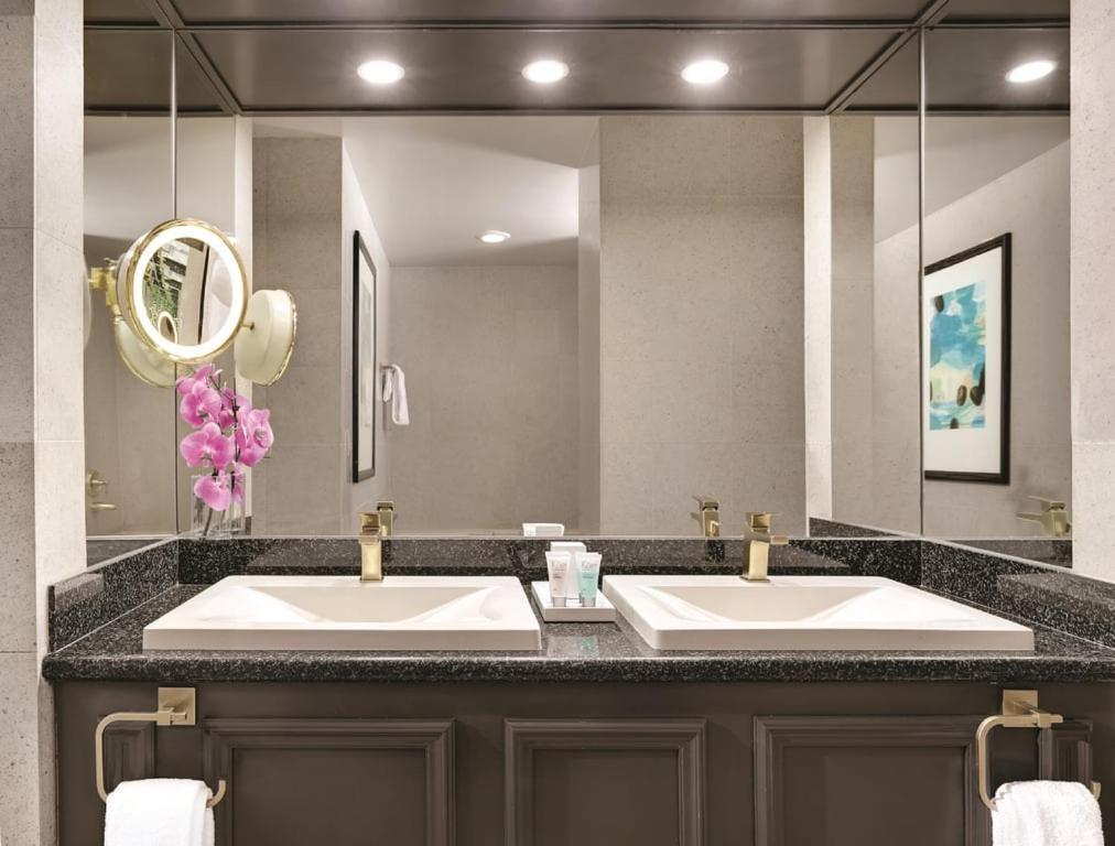 לאס וגאס Luxor Hotel & Casino By Suiteness חדר תמונה
