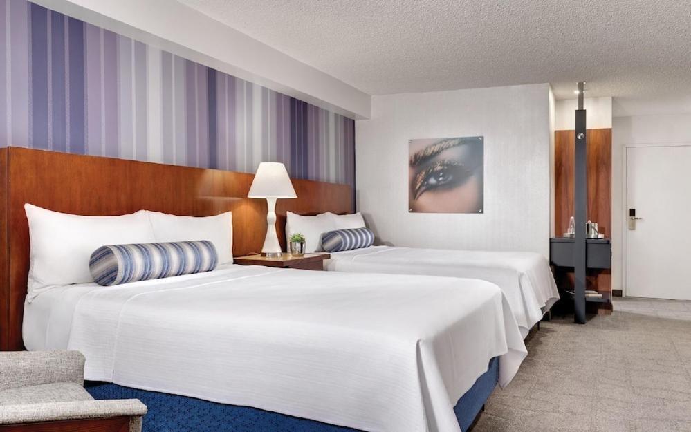 לאס וגאס Luxor Hotel & Casino By Suiteness מראה חיצוני תמונה